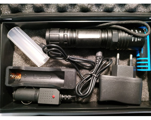 Фонарик ручной с зумом Т6-7