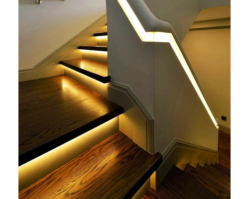 Stair Controller PIR Senzor de mișcare LED Strip Lighting Controller Descriere 1.1 Controlerul este