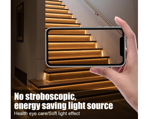 Stair Controller PIR Senzor de mișcare LED Strip Lighting Controller Descriere 1.1 Controlerul este