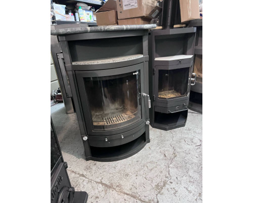 Печи и камины б/у  в отличном состоянии