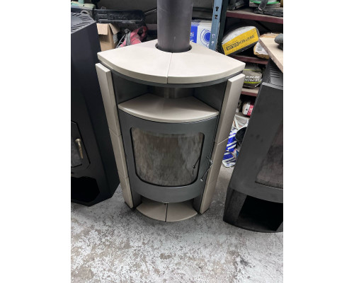 Печи и камины б/у  в отличном состоянии