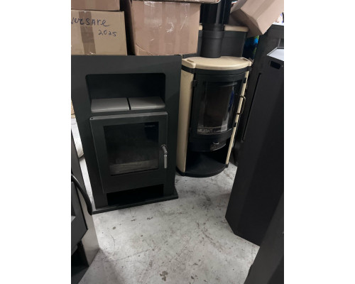 Печи и камины б/у  в отличном состоянии