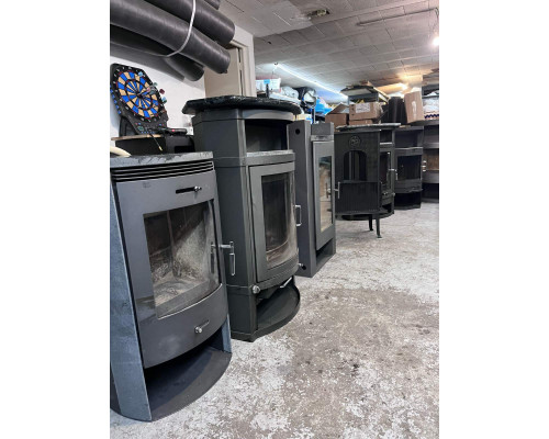 Печи и камины б/у  в отличном состоянии