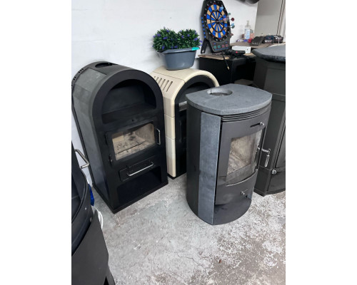 Печи и камины б/у  в отличном состоянии