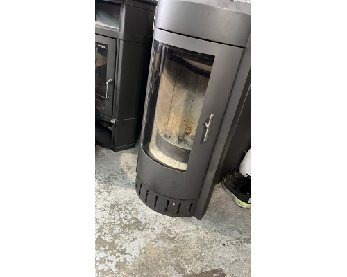 Печи и камины б/у  в отличном состоянии