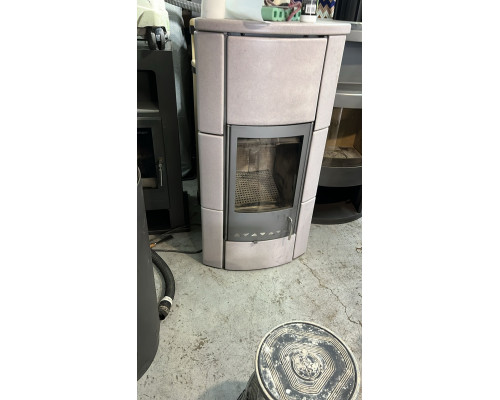 Печи и камины б/у  в отличном состоянии