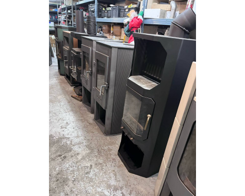 Печи и камины б/у  в отличном состоянии