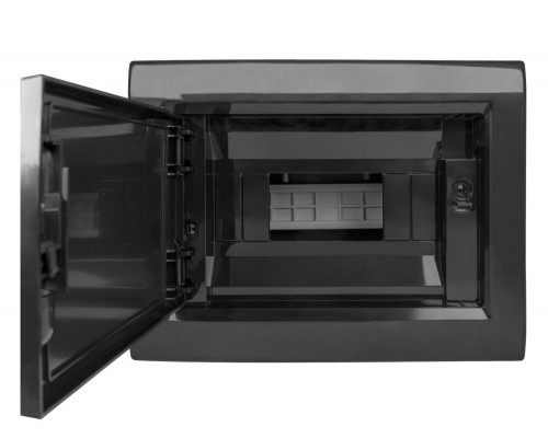 Корпус пластиковый на  8 модулей e.plbox.pro.n.08b.black навесной, черный с непрозрачными дверями IP40