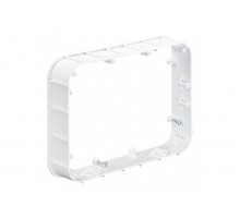Extension pieces for extra-large flush-mounted junction boxes