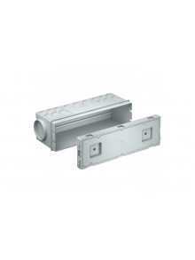 Central transition casing for universal conduit entries