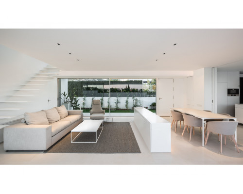 Black Foster Trimless 15