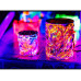 Vopsea fluorescentă pentru suveniruri Mov cu strălucire mov sub lumină ultravioletă