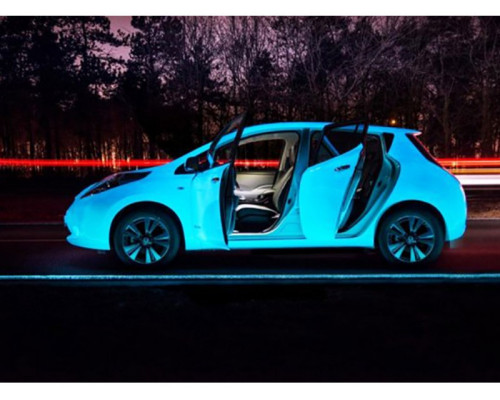 Vopsea luminoasă pentru metal Ultra Blue cu strălucire albastră