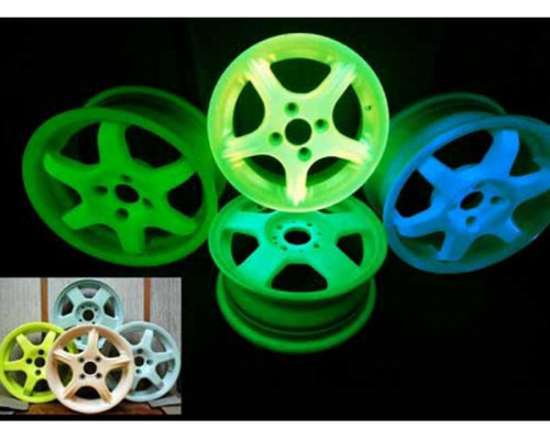 Vopsea luminoasă pentru metal Ultra Yellow cu strălucire galbenă