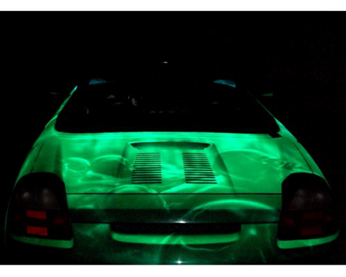 Vopsea luminoasă pentru metal Ultra Yellow cu strălucire galbenă