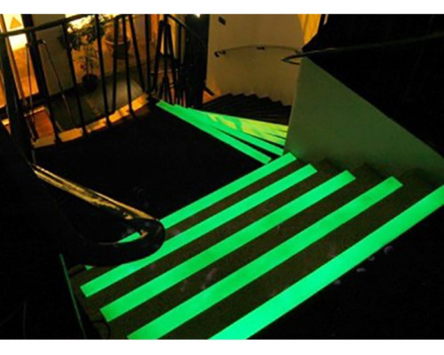 Vopsea luminoasă pentru metal Light White cu strălucire albastră